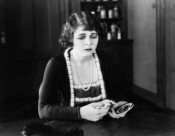 Портрет печальной женщины
