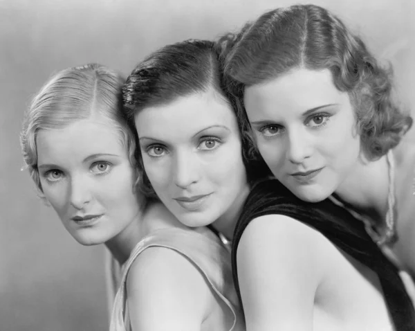 Πορτραίτο τριών γυναικών — Φωτογραφία Αρχείου