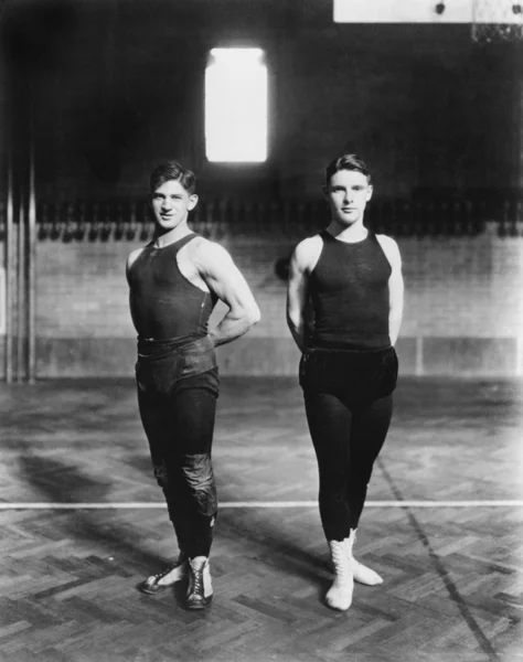 Δύο γυμναστές — Φωτογραφία Αρχείου