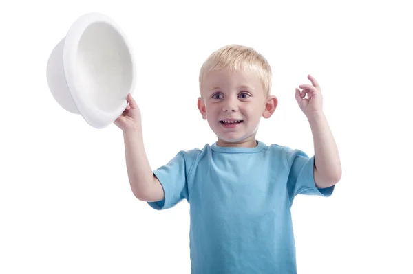 Onun elinde beyaz Melon şapkalı komik çocuk — Stok fotoğraf