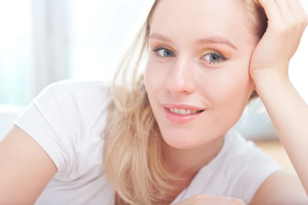 Closeup portrait of happy attractive young woman — Stock Photo, Image