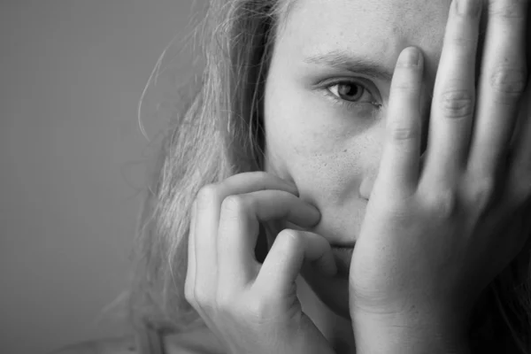 Young depressed woman — Stock Photo, Image