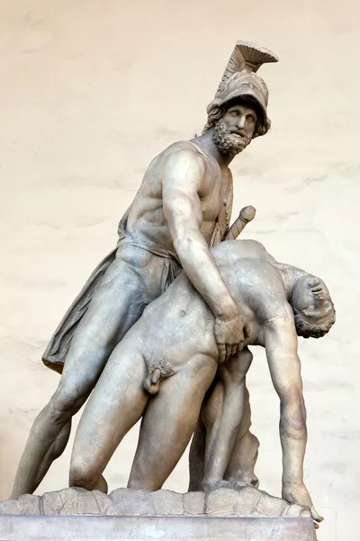 Menelaos podporuje tělo Patrocula — Stock fotografie