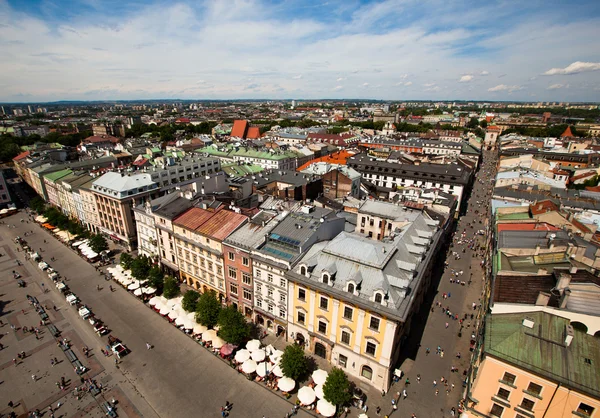 Uitzicht op de oude stad van Krakau, oude sukiennice in Polen. (werelderfgoed door de unesco) — Stockfoto